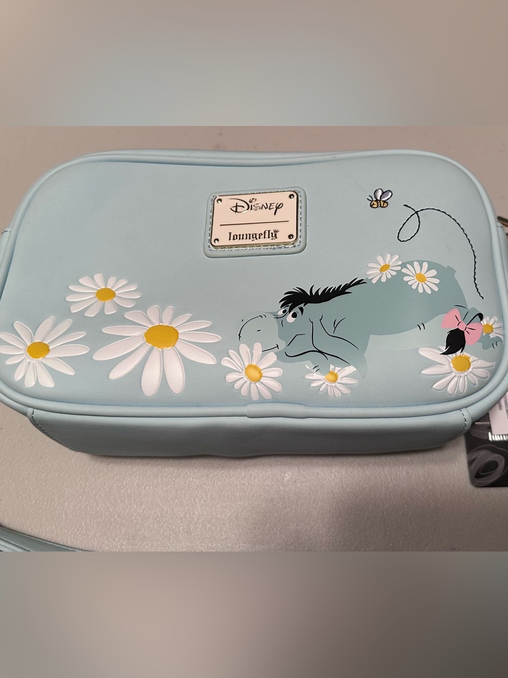 Adorable Disney Loungefly Eeyore, Piglet and Pooh Floral Crossbody Bag. New!